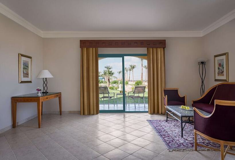 جناح ديلوكس مطل على البحر, The Bayview Taba Heights Resort