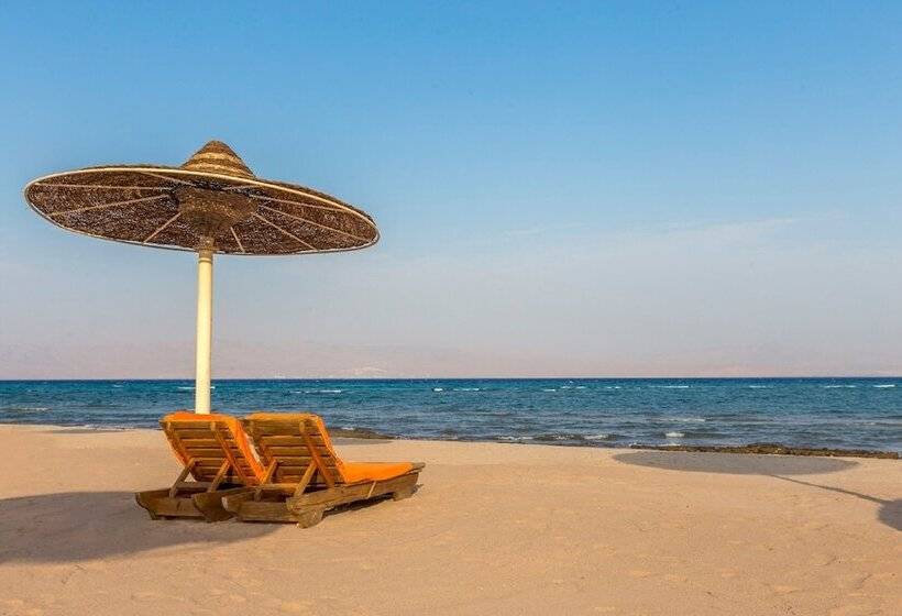 غرفة قياسية مطلّة علي البحر, The Bayview Taba Heights Resort