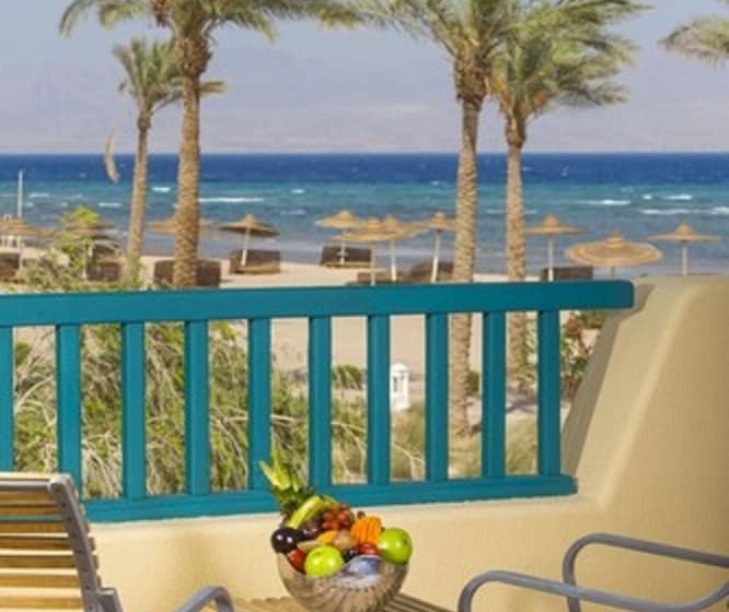 جناح ديلوكس مطل على البحر, The Bayview Taba Heights Resort