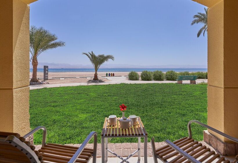 غرفة قياسية مطلّة علي البحر, The Bayview Taba Heights Resort