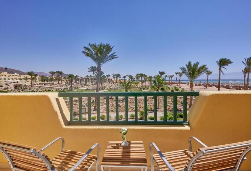 غرفة قياسية سرير كينج, The Bayview Taba Heights Resort