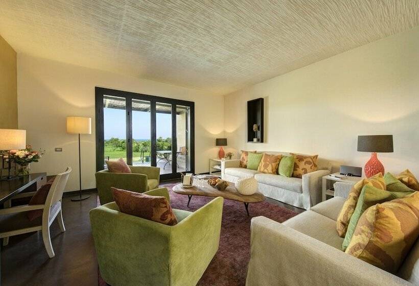 Люкс с Бассейном, Verdura Resort