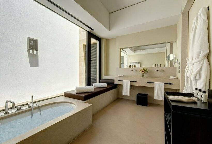 Люкс с Бассейном, Verdura Resort