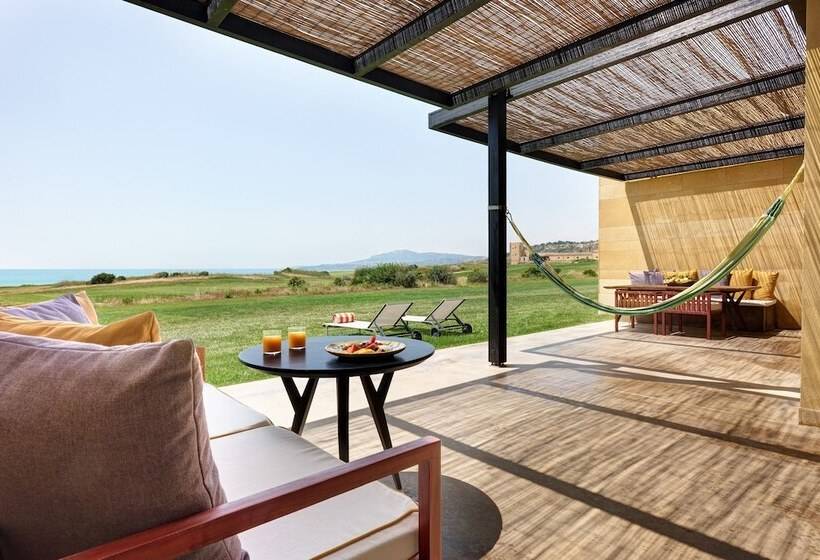 Люкс, Verdura Resort