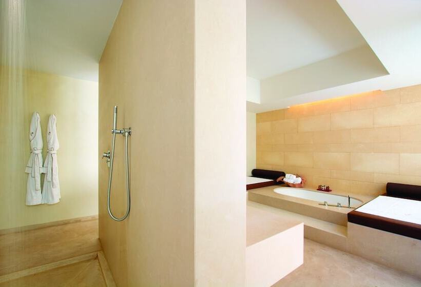 Люкс, Verdura Resort