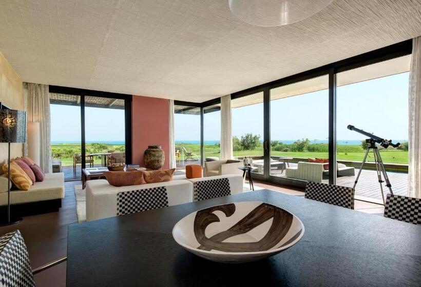 Полулюкс Одноместный с Террасой, Verdura Resort