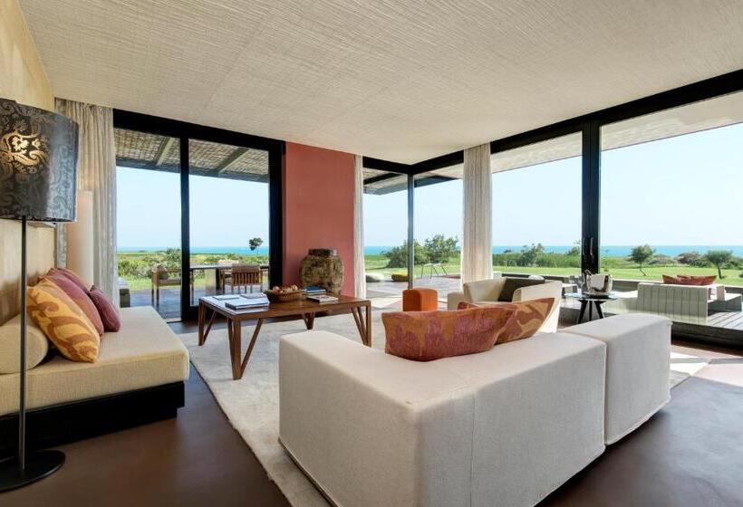Полулюкс Одноместный с Террасой, Verdura Resort