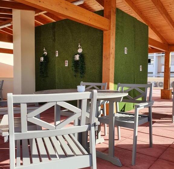 مجموعه ویستا شهر, Inn Faro   Casa Amarela   Guest House