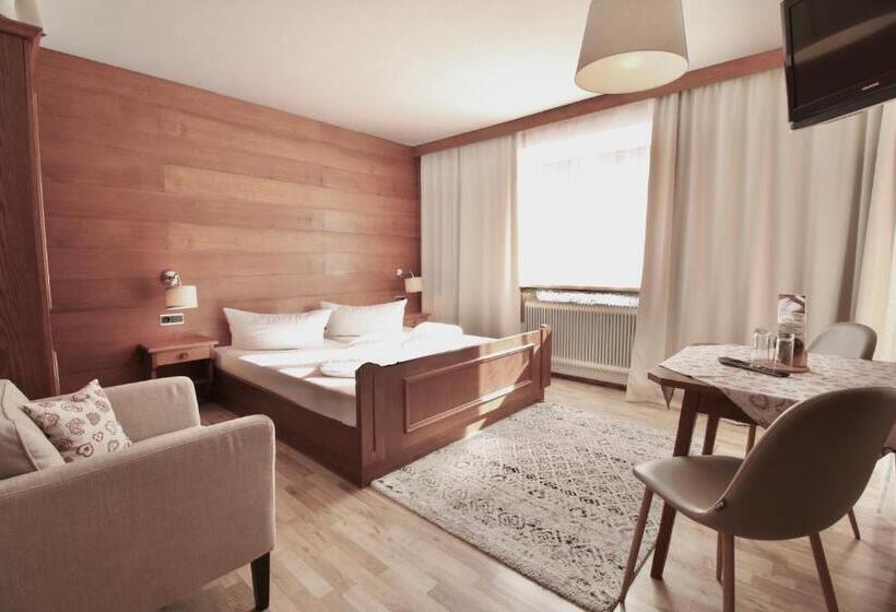 اتاق استاندارد با بالکن, Alpenhaus Monte