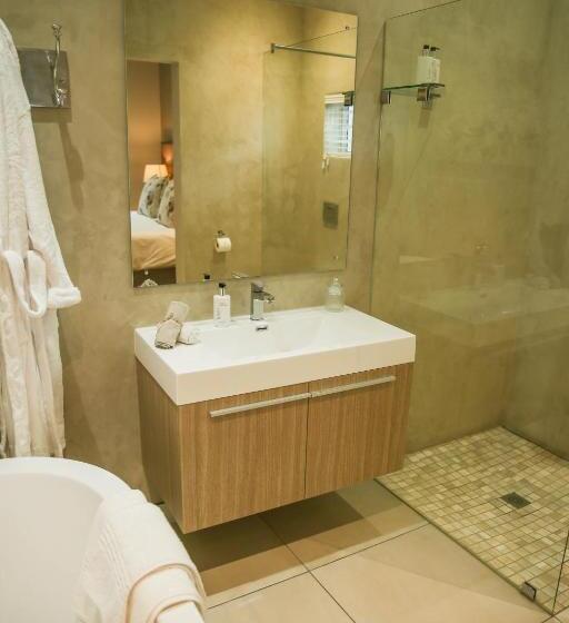 اتاق سوپریور با تخت بزرگ, Walmer Manor Guest House
