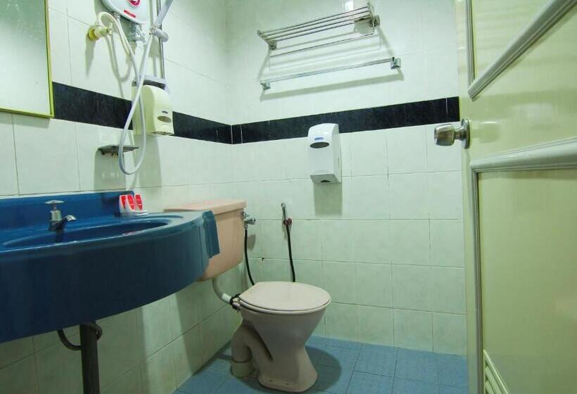 سوییت خانوادگی, T P Hotel By Oyo Rooms