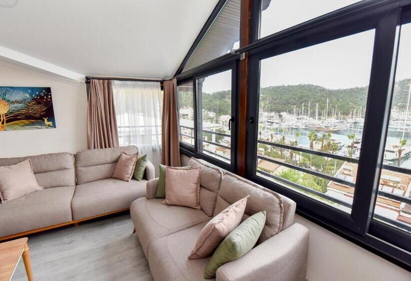 سوئیت با تخت بزرگ, Mykonut Boutique Suites