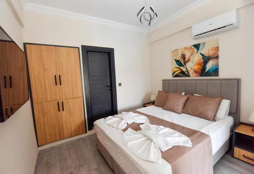 اتاق استاندارد با چشم‌انداز استخر, Mykonut Boutique Suites