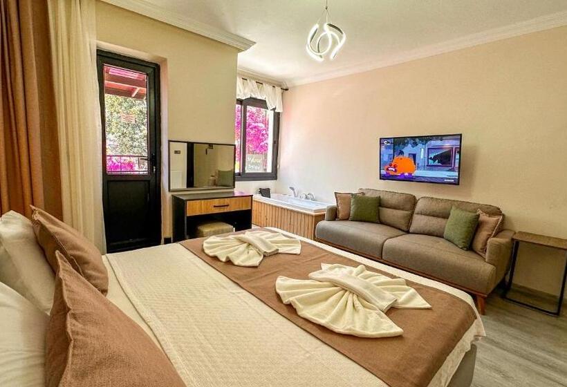 اتاق استاندارد سه نفره, Mykonut Boutique Suites