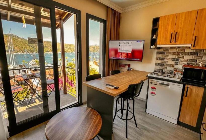 سوییت با چشم‌انداز دریا, Mykonut Boutique Suites