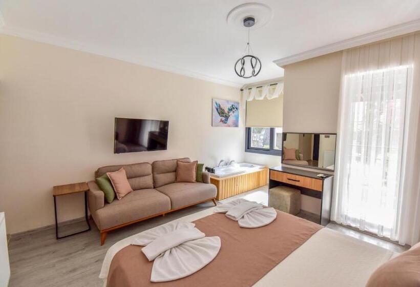 اتاق استاندارد سه نفره, Mykonut Boutique Suites
