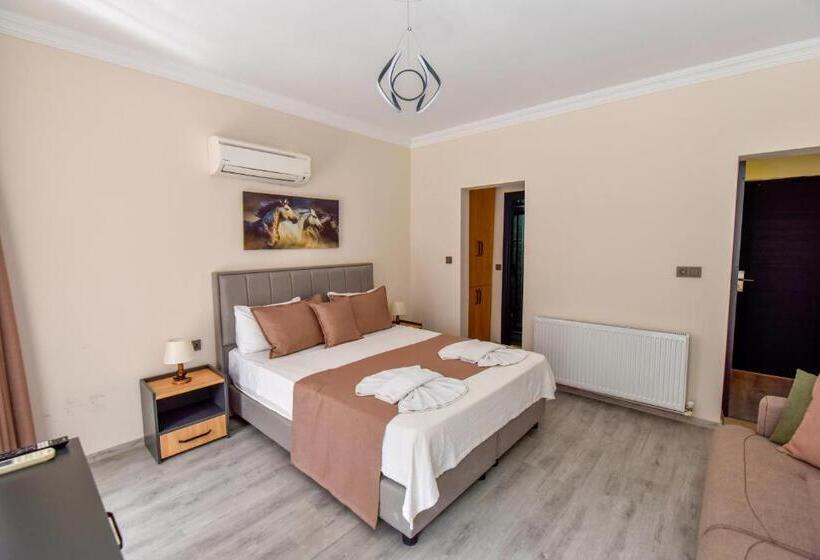 اتاق استاندارد سه نفره, Mykonut Boutique Suites