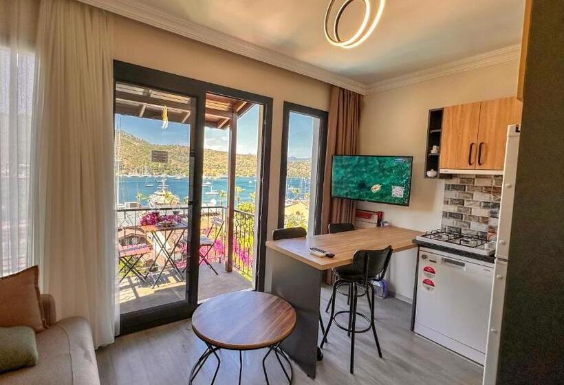 سوییت با چشم‌انداز دریا, Mykonut Boutique Suites