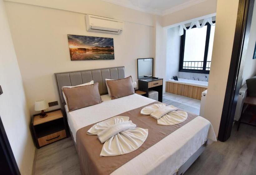 سوییت با چشم‌انداز دریا, Mykonut Boutique Suites