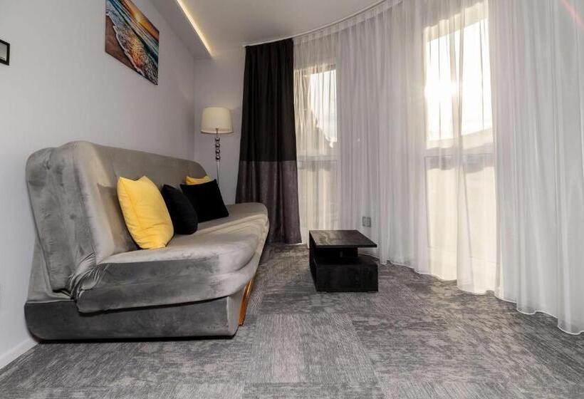 سوییت خانوادگی, Arany Apartman Miskolc