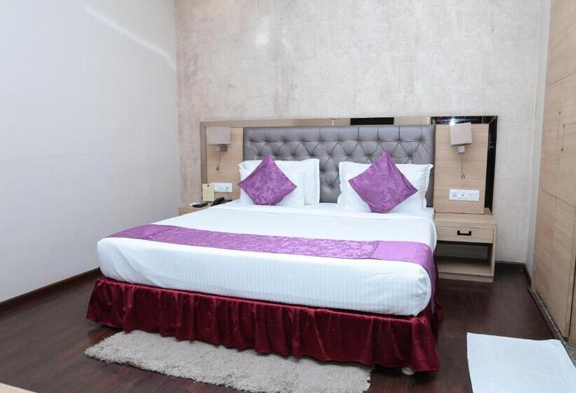 اتاق استاندارد, Kc Manor