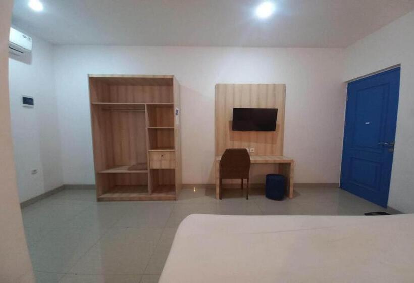 اتاق لوکس با تخت بزرگ, Oyo 90510 Sand S Residence