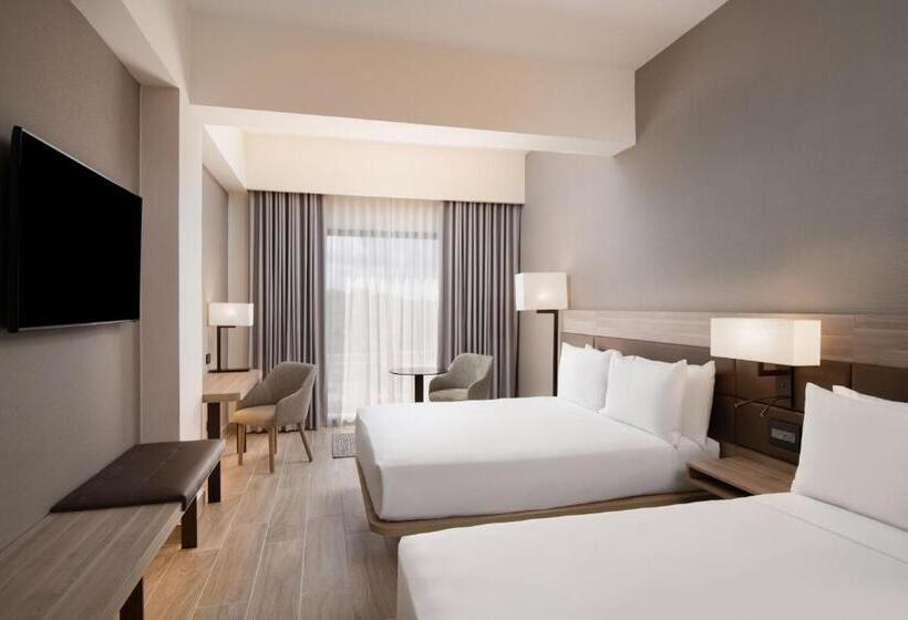 اتاق لوکس با چشم‌انداز استخر, Ac Hotel By Marriott Punta Cana