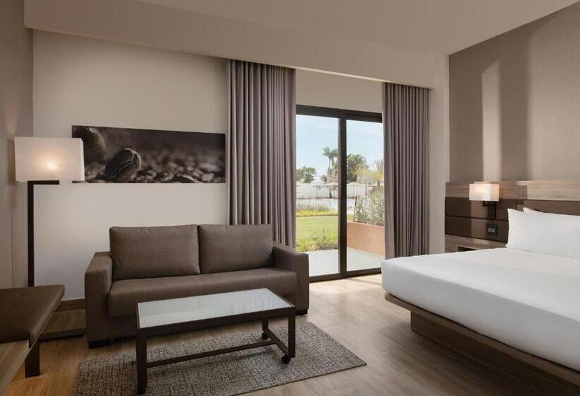 اتاق استاندارد با تخت بزرگ, Ac Hotel By Marriott Punta Cana
