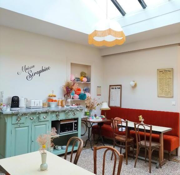 اتاق لوکس, Maison Séraphine   Guest House   Bed And Breakfast