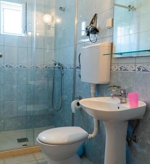 اتاق اکونومی, Guest House Buskovic