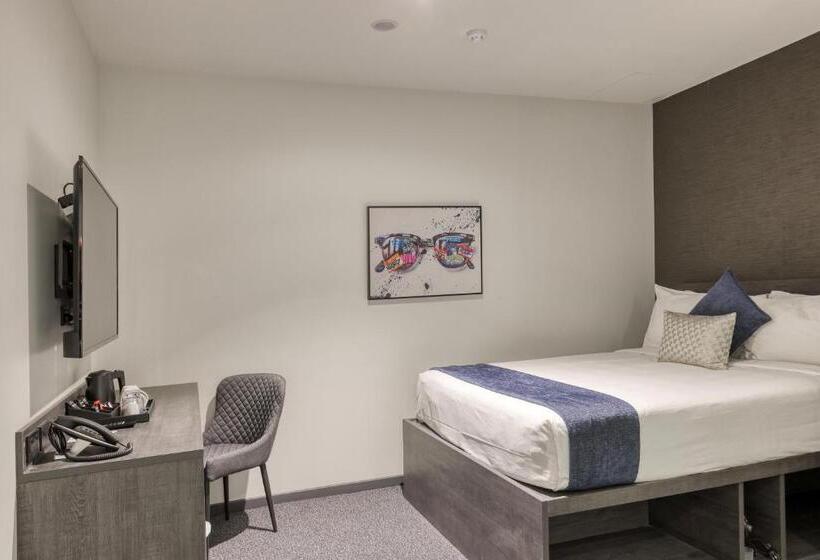 اتاق استاندارد با تخت دو نفره بزرگ, Microtel By Wyndham Wellington