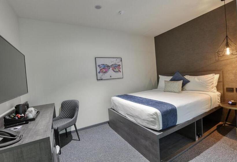اتاق استاندارد با تخت دو نفره بزرگ, Microtel By Wyndham Wellington