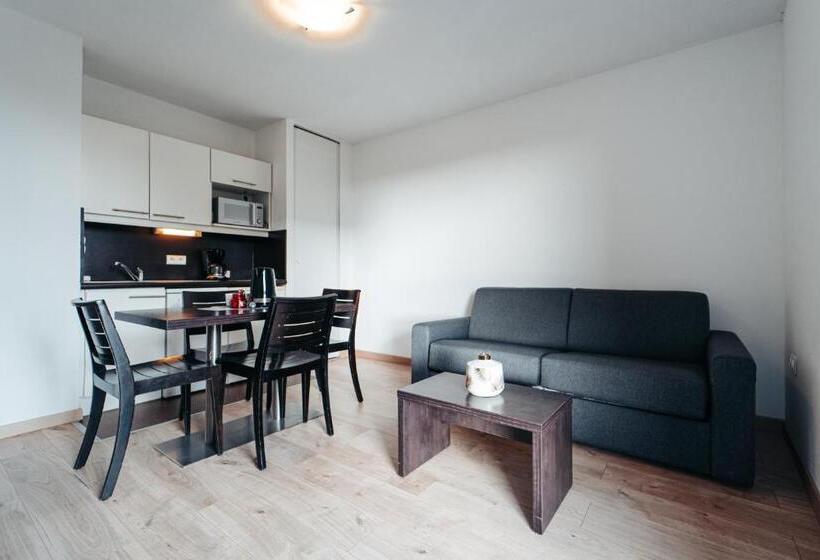 2 Bedroom Apartment, Appart City Confort Nantes Ouest Saint Herblain