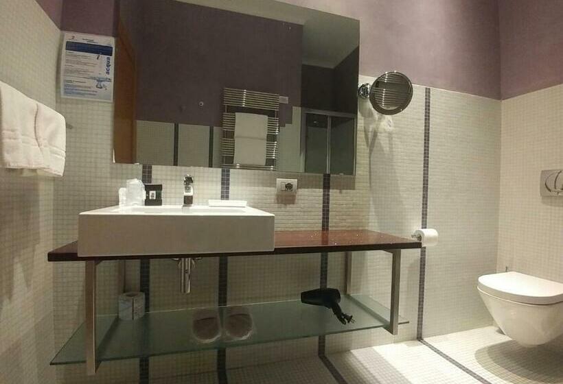 اتاق استاندارد, Arthotel & Park Lecce