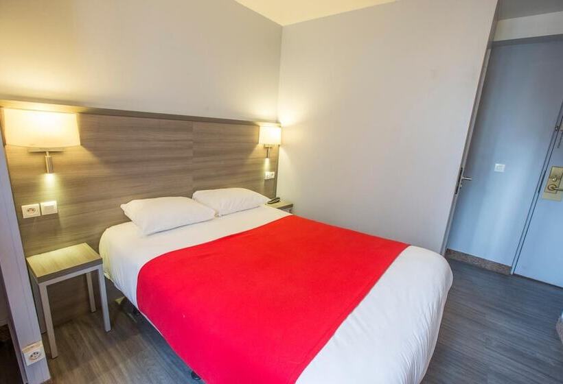 Standard Room, Hipotel Paris Perelachaise Republique