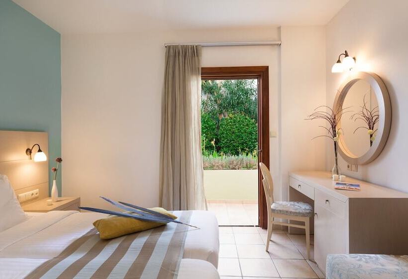 اتاق استاندارد با چشم‌انداز باغ, Alianthos Garden