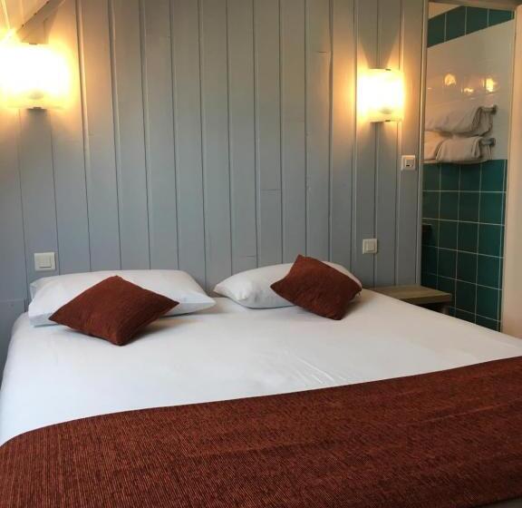 اتاق راحتی, Brit Hotel Des Halles