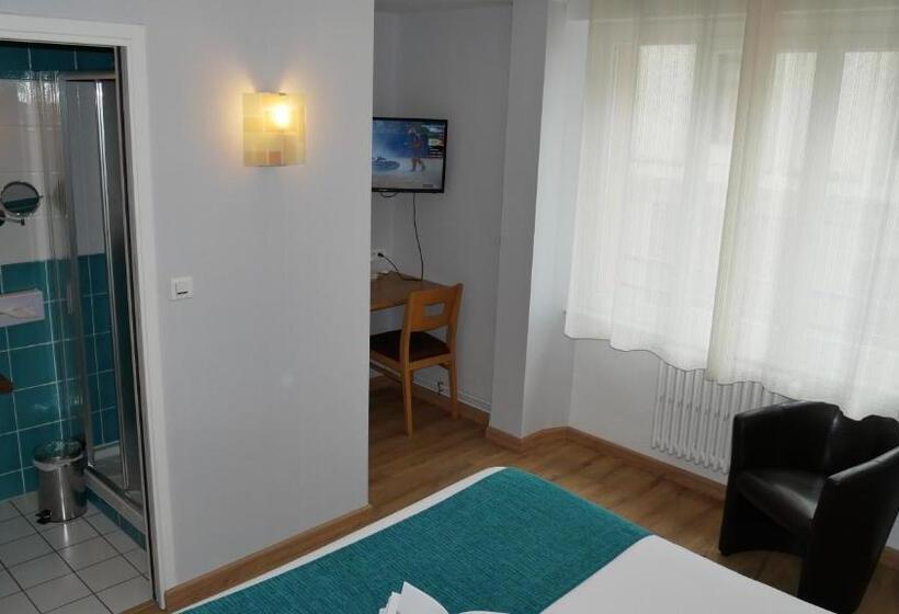 اتاق راحتی, Brit Hotel Des Halles
