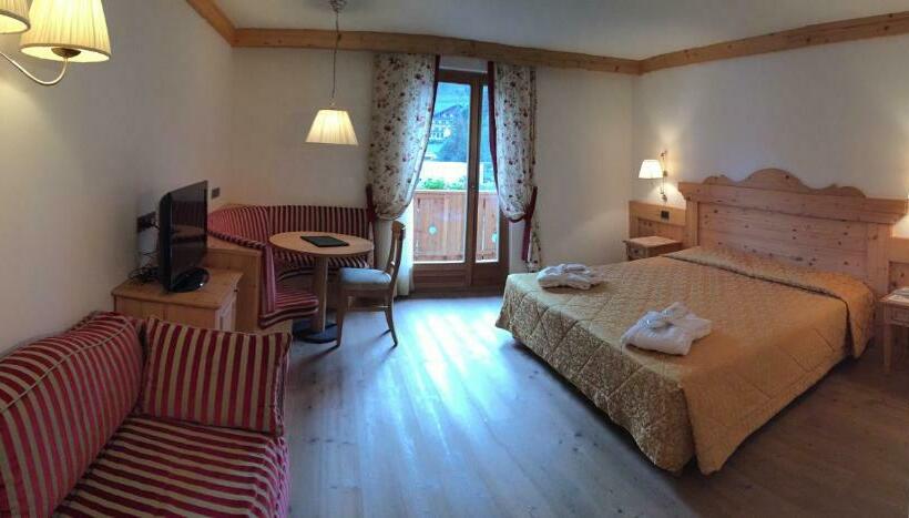 اتاق سوپریور سه تخته, Campiglio Bellavista