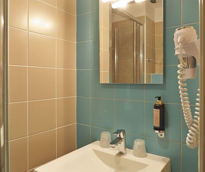 اتاق راحتی, Cit Hotel Les Alizés