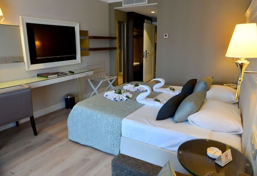 اتاق استاندارد با چشم‌انداز دریا, Fame Residence Kemer & Spa