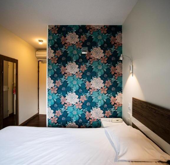 Chambre Confort Individuelle, Grand Cap Rooftop Pool