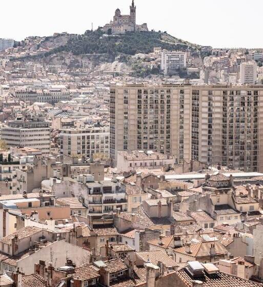 اتاق سوپریور با چشم‌انداز, Holiday Inn Express Marseille Saint Charles, An Ihg