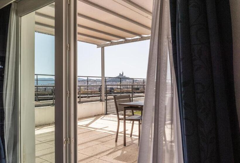 اتاق سوپریور با چشم‌انداز, Holiday Inn Express Marseille Saint Charles, An Ihg