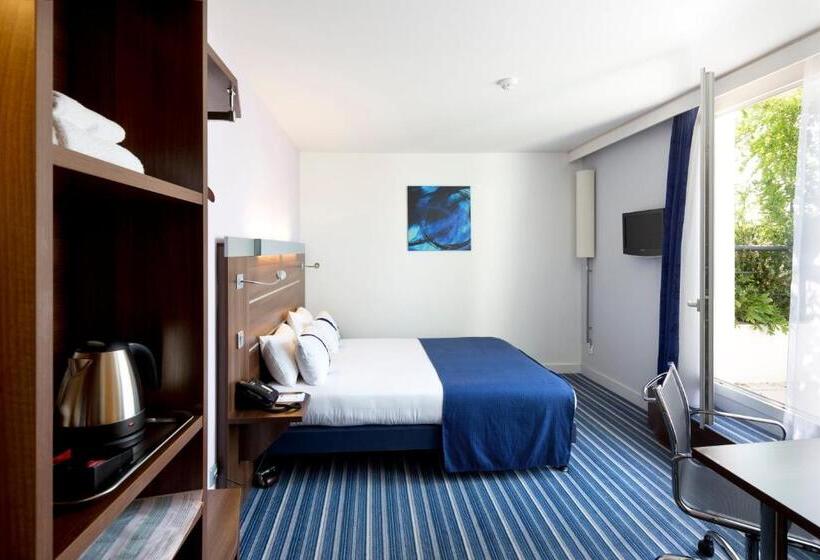 اتاق سوپریور با چشم‌انداز, Holiday Inn Express Marseille Saint Charles, An Ihg
