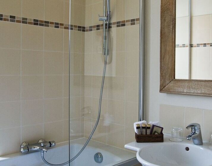 海景套房, Hôtel Les Costans, The Originals Relais