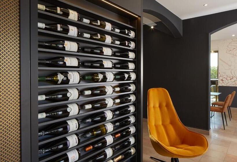 اتاق استاندارد یک نفره, Maison Cabotte