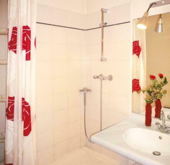 استودیوی استاندارد, Séjours & Affaires Montreuil Saint Mandé