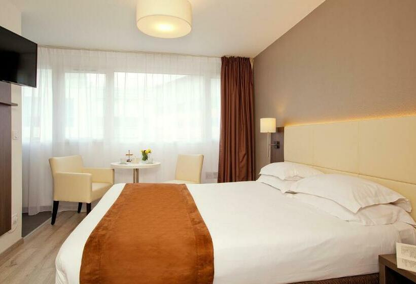 استودیوی استاندارد, Séjours & Affaires Montreuil Saint Mandé