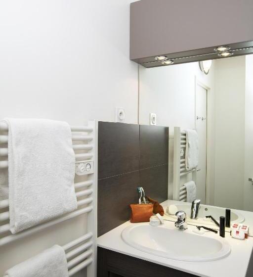 استودیوی پریمیوم, Séjours & Affaires Montreuil Saint Mandé